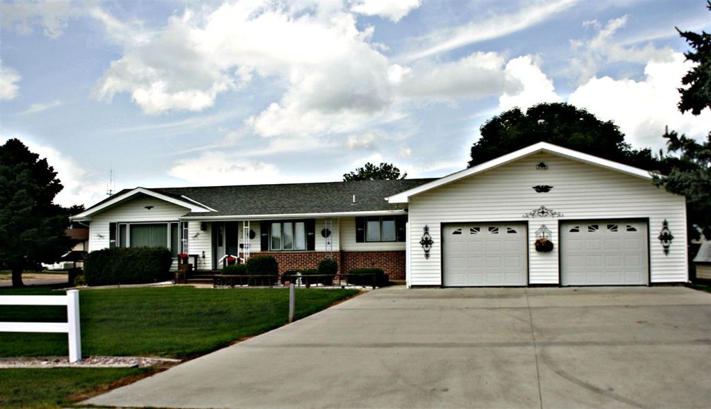 610 W 2nd St, Crofton, NE 68730 Trulia