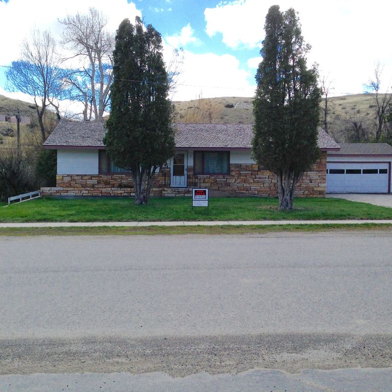 5 S Montana Ave, Absarokee, MT 59001 Trulia