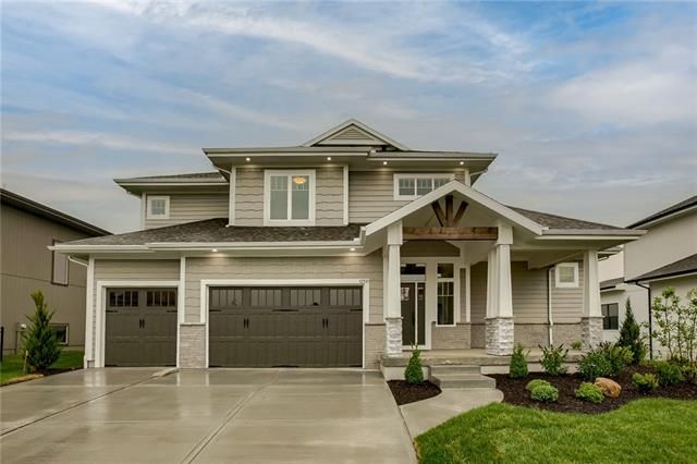 12511 W 182nd Ct, Overland Park, KS 66013