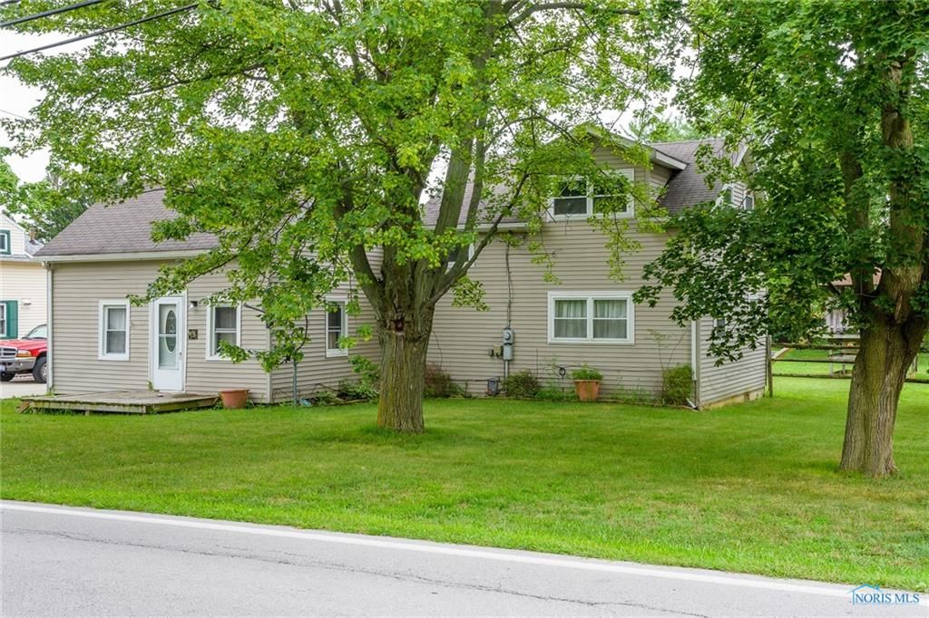 18 Main St, Luckey, OH 3 Bed, 1 Bath SingleFamily Home 7 Photos