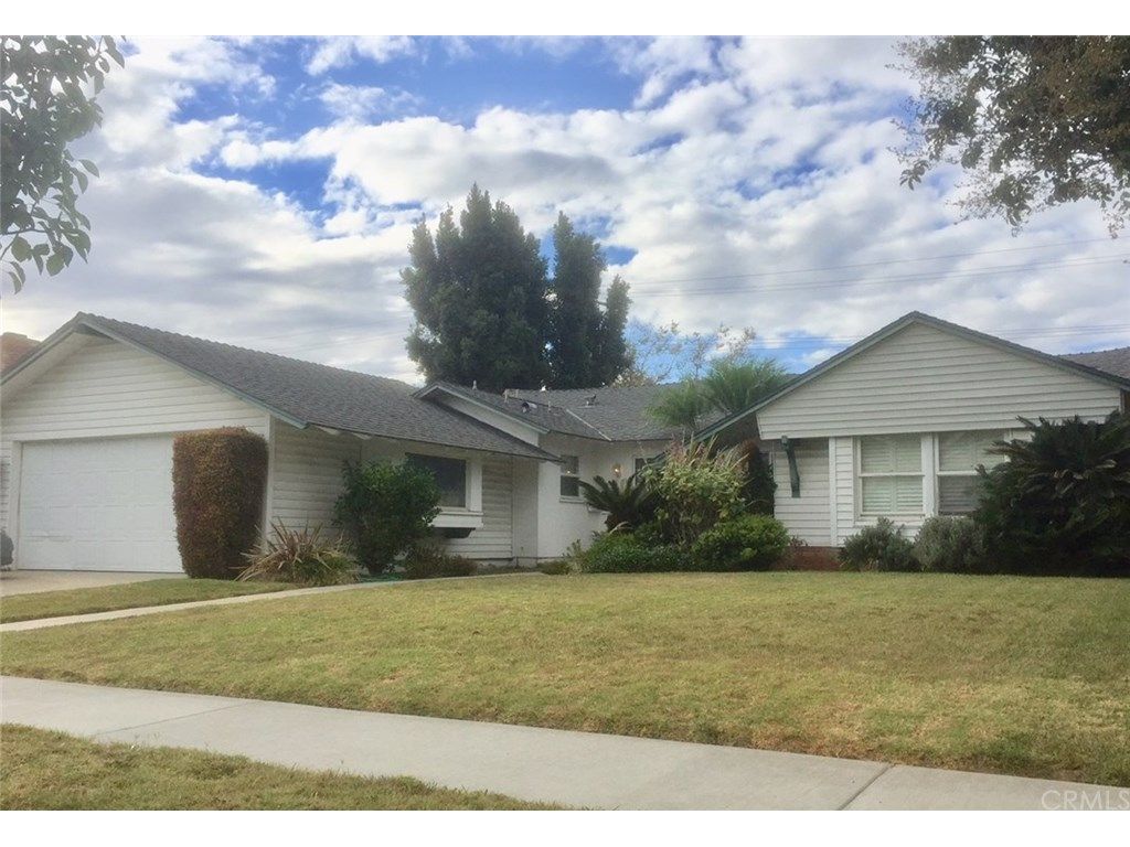 homes for sale in los alamitos ca