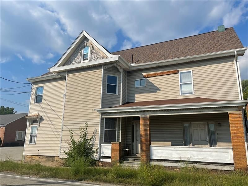 413 N  Pittsburgh St, Scottdale, PA 15683