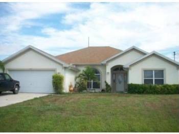 1001 NW Juanita Pl, Cape Coral, FL 33993