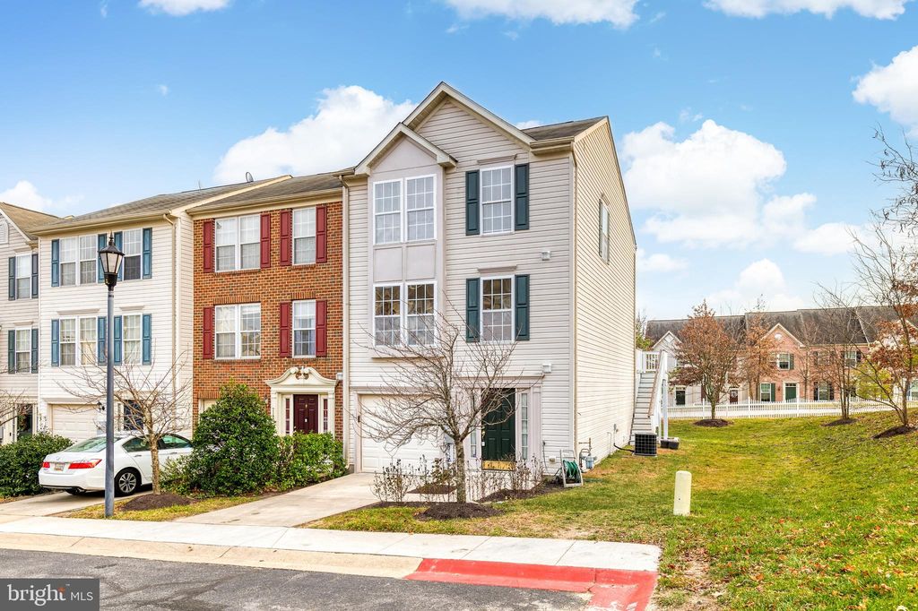 7131 Maiden Point Pl #382E, Elkridge, MD 21075