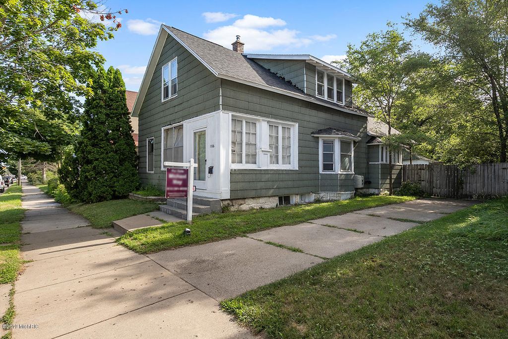 Minimalist Apartments Alpine Ave Grand Rapids Mi with Simple Decor
