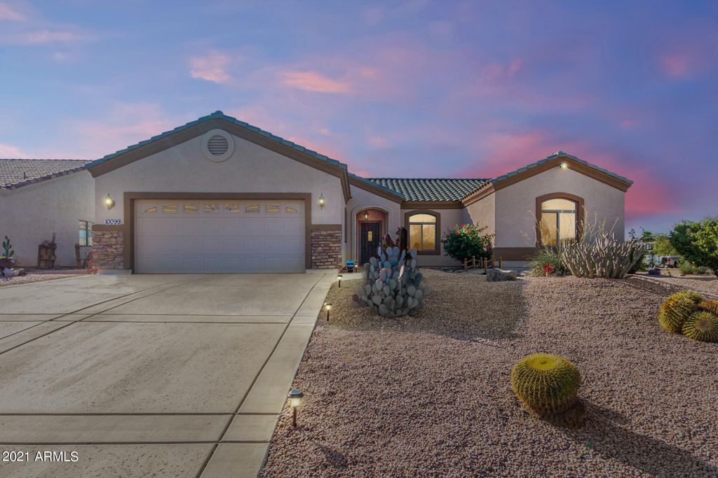 10099 W San Lazaro Dr, Arizona City, AZ 85123