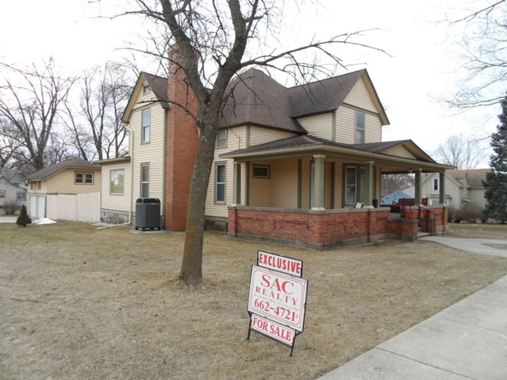 203 S 5th St, Sac City, IA 50583 Trulia