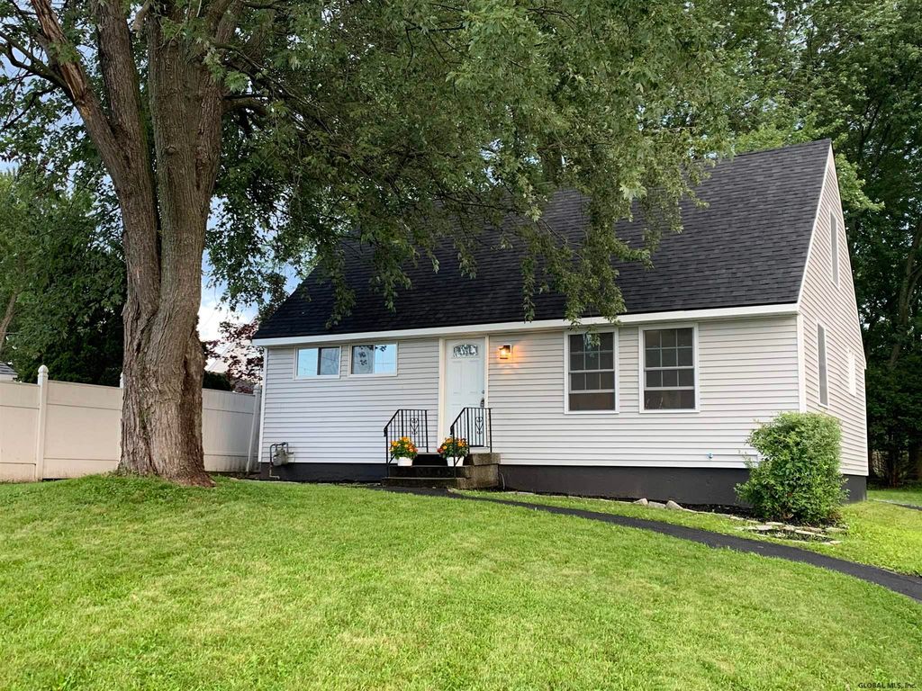 24 McClelland Ave, Troy, NY 12180