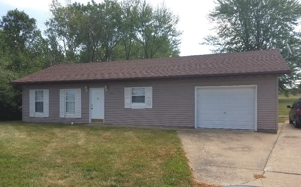 1909 S Halliburton St, Kirksville, MO 63501