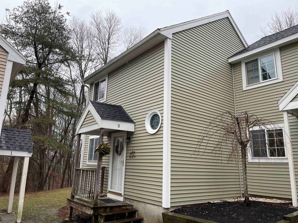 98 Henry Law Avenue UNIT 5, Dover, NH 03820