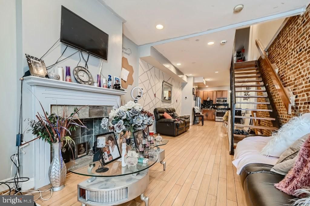 1303 W Ostend St, Baltimore, MD 21223