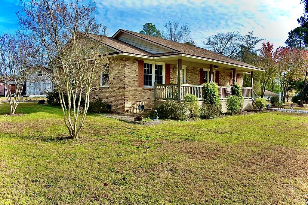 614 Pine Ct, Manning, SC 29102 2 Bed, 2 Bath SingleFamily Home MLS