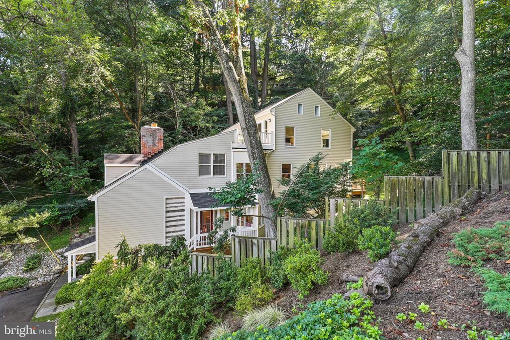 919 Logtown Rd, Ellicott City, MD 21043