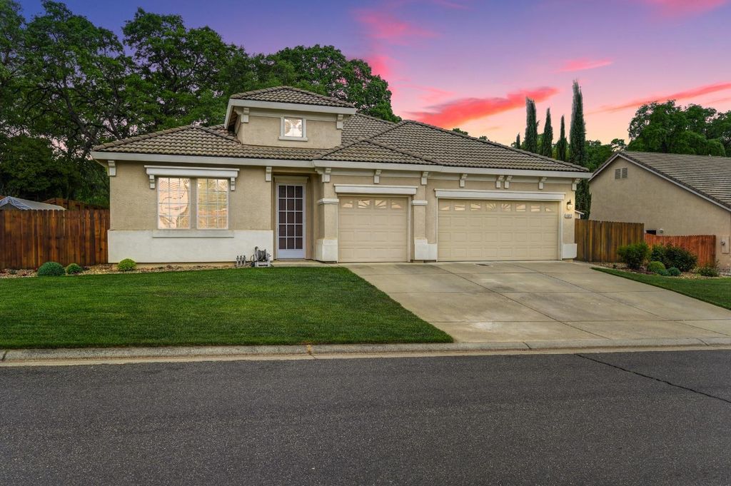 6012 Connery Dr, Shingle Springs, CA 95682
