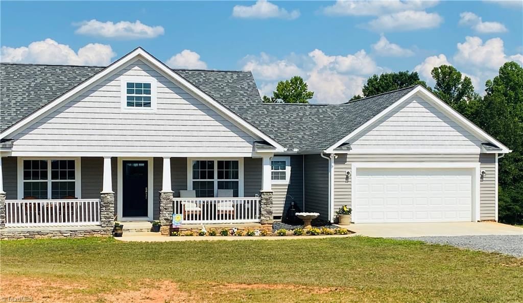 672 Carson Rd, Pilot Mtn, NC 27041 Trulia