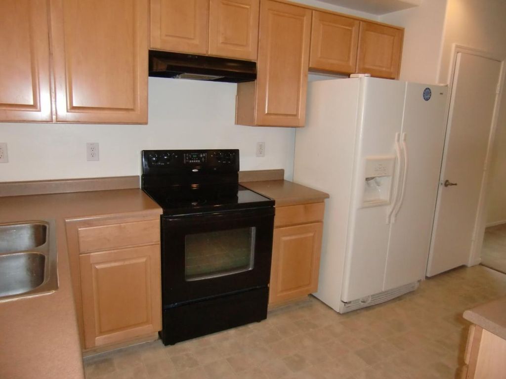 4639 W Shumway Farm Rd, Laveen, AZ - 3 Bed, 2 Bath Single-Family Home