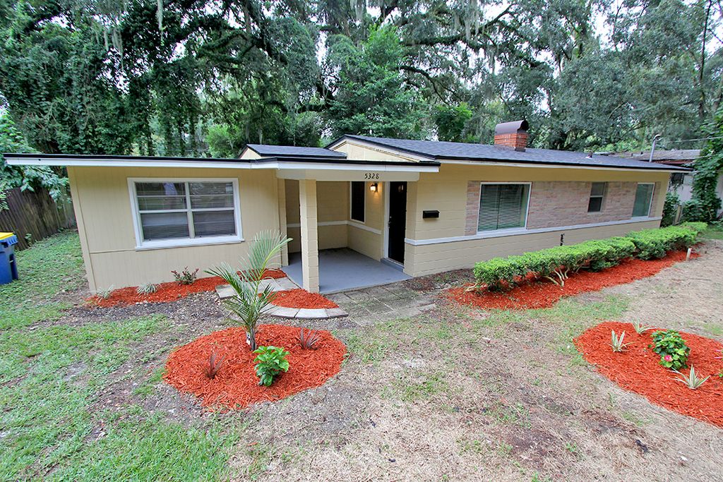 5328 Windermere Dr, Jacksonville, FL 32211