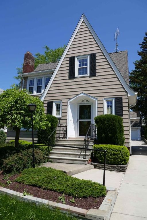 91 Capen Blvd, Amherst, NY 14226