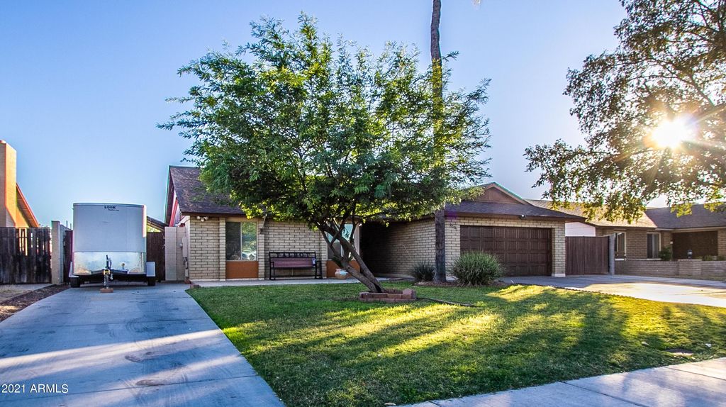2203 E Pueblo Ave, Mesa, AZ 85204