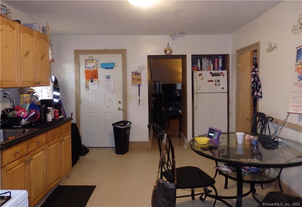 71 Franklin Ave, Hartford, CT 06114 9 Bed, 3 Bath MultiFamily Home