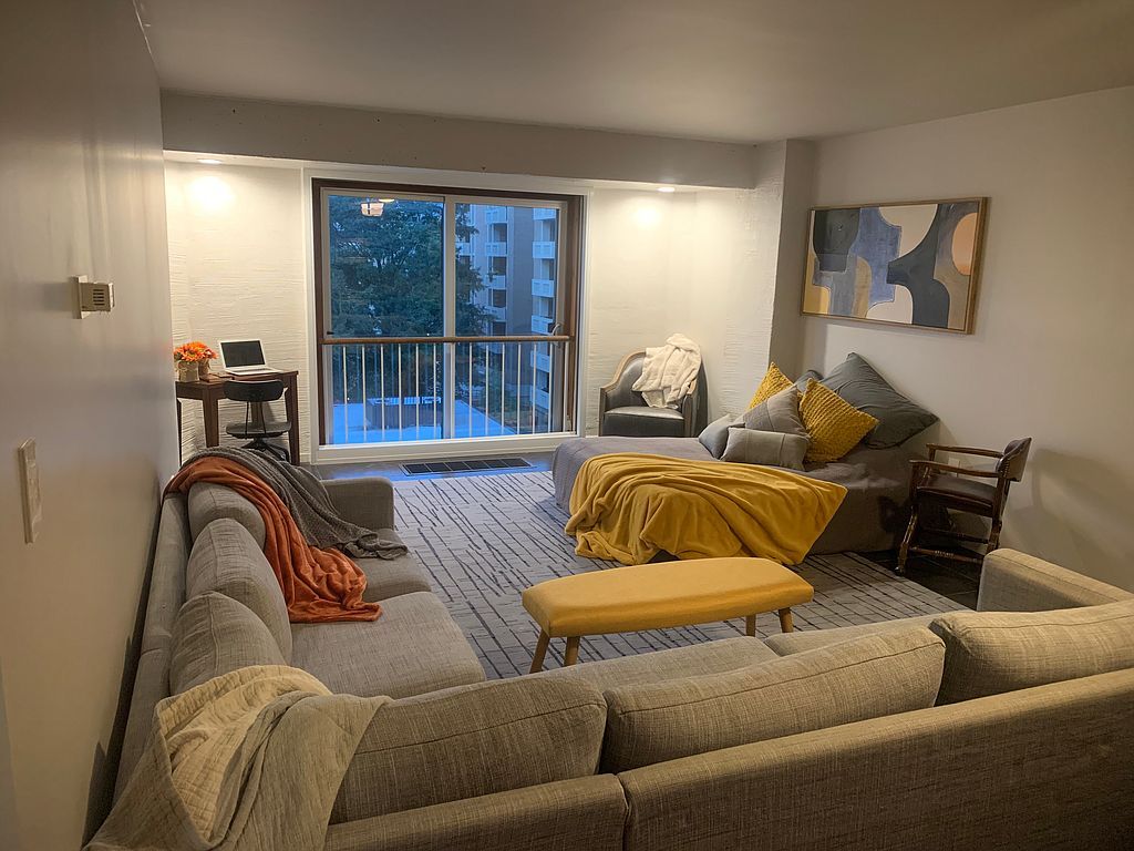 560 N St SW #607, Washington, DC 20024