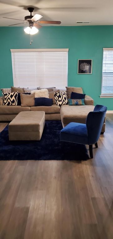 6046 Oak Bend Ct, Riverdale, GA 30296