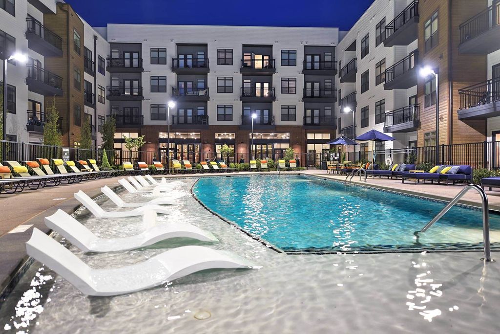 5070 Peachtree Blvd, Chamblee, GA 30341