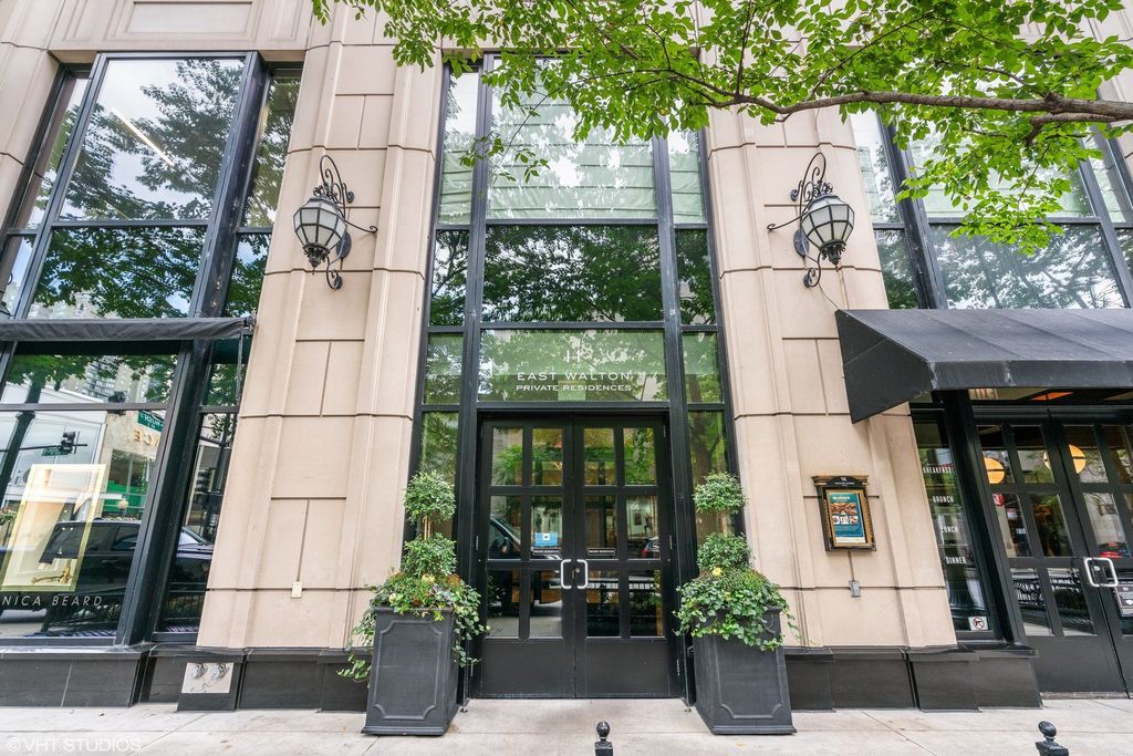 11 E  Walton St #5500, Chicago, IL 60611