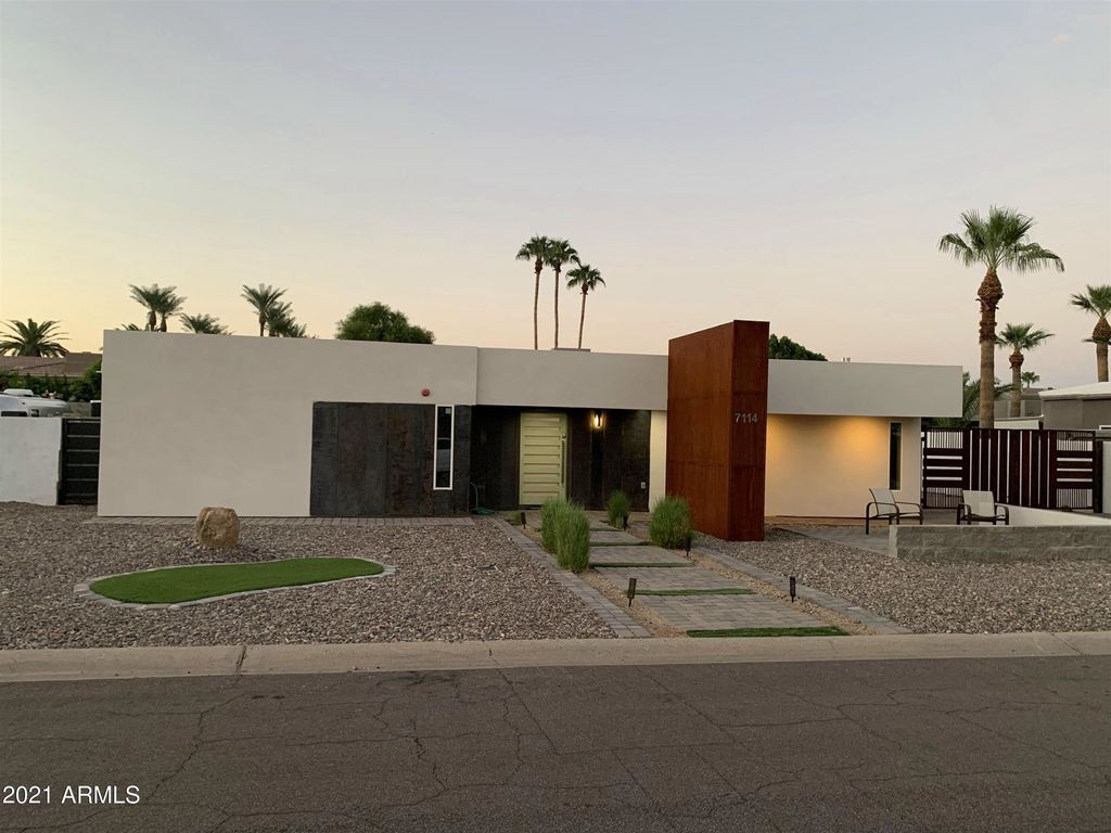 7114 E Orange Blossom Ln, Paradise Valley, AZ 85253