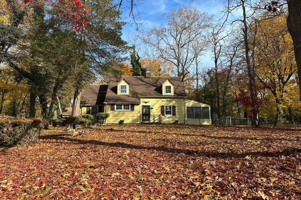 789 Meadow Rd, Smithtown, NY 11787 Trulia