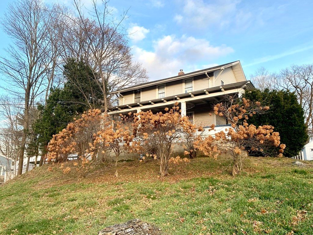 151 Main St, Reading, MA 01867