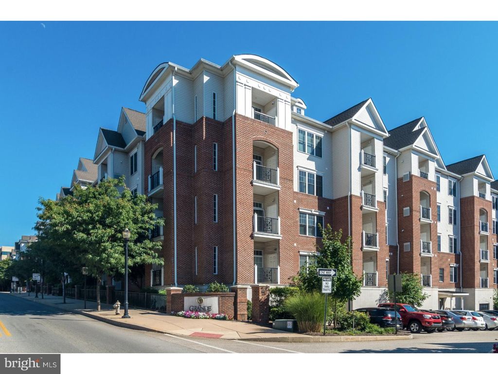 300 W Elm St #2102, Conshohocken, PA 19428