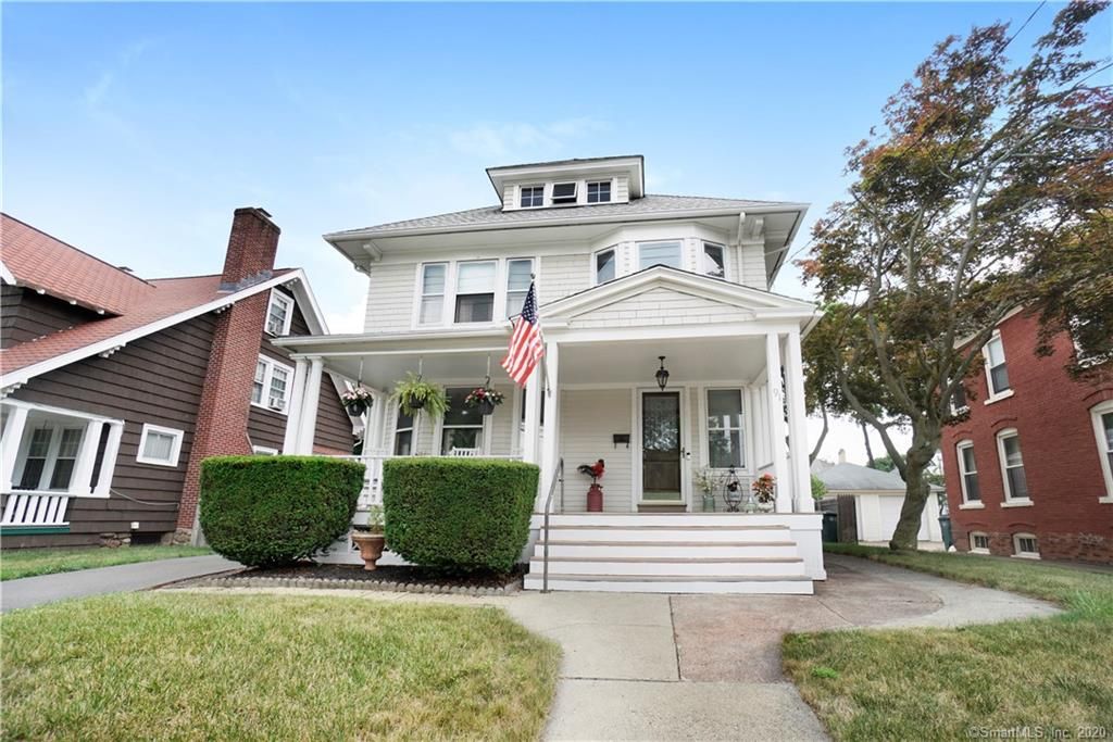 91 Putnam Ave, Hamden, CT 5 Bed, 2 Bath SingleFamily Home 40