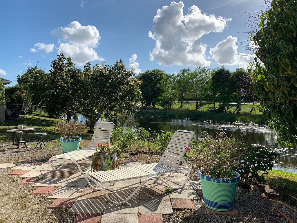 1120 Hatteras Cir, Greenacres, FL 33413