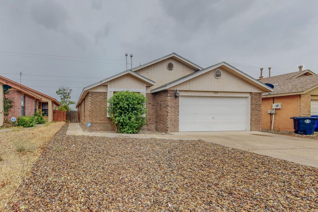 3320 Painted Rock Dr NW, Albuquerque, NM 87120
