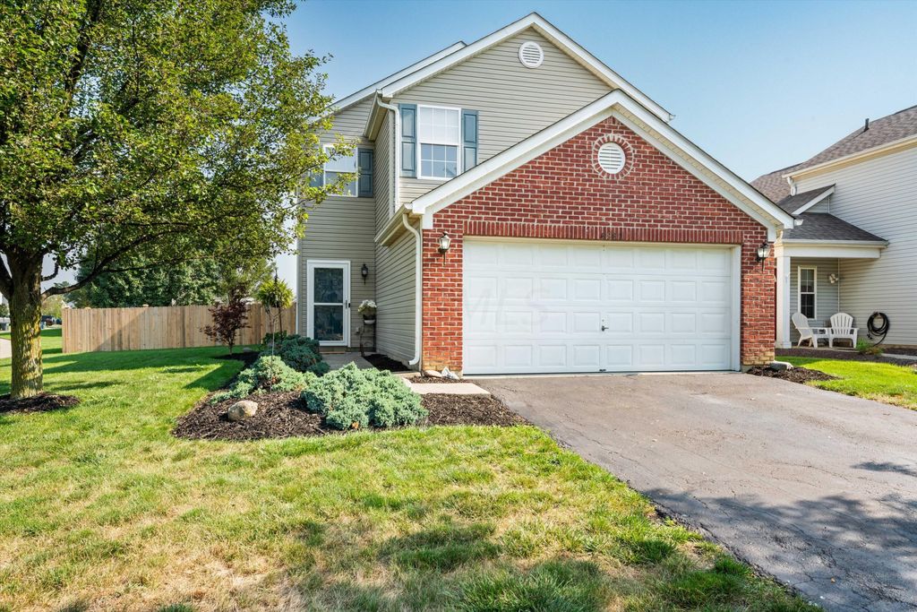6862 Spring Bloom Dr, Canal Winchester, OH 43110