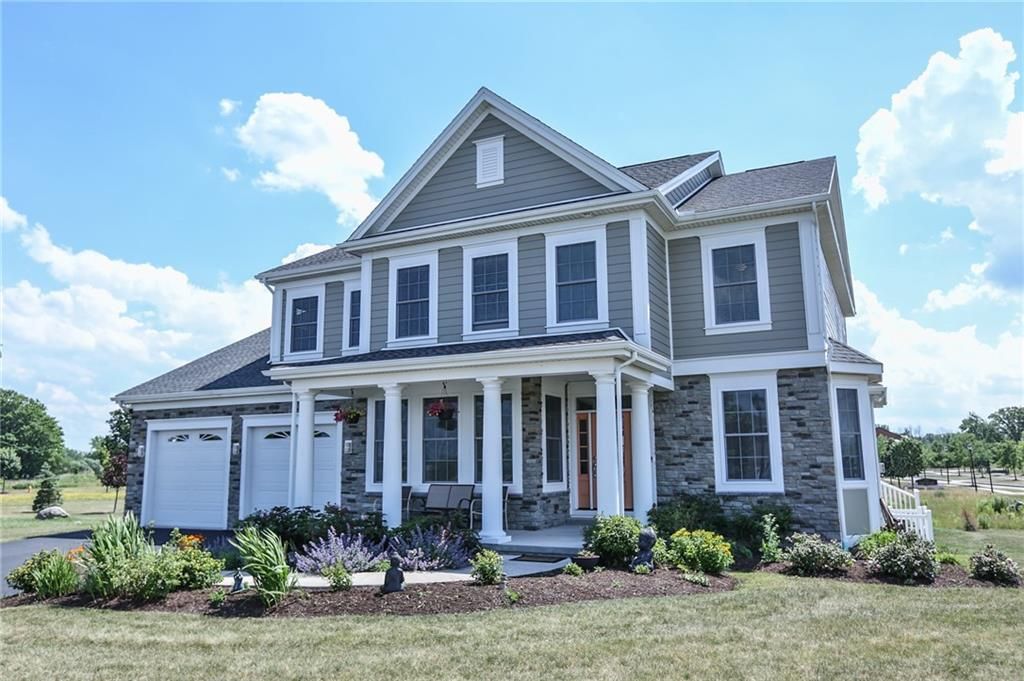 25 Saint Johnsville Trl, Rochester, NY 14618