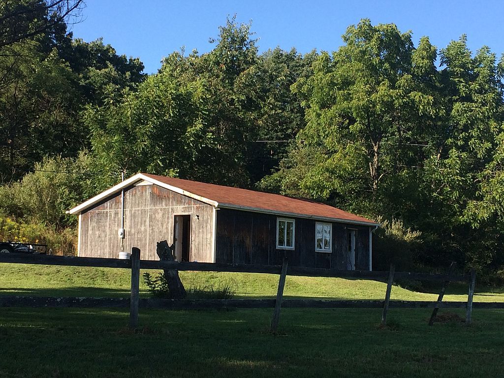 700 Paddy Mountain Rd, Millmont, PA 17845