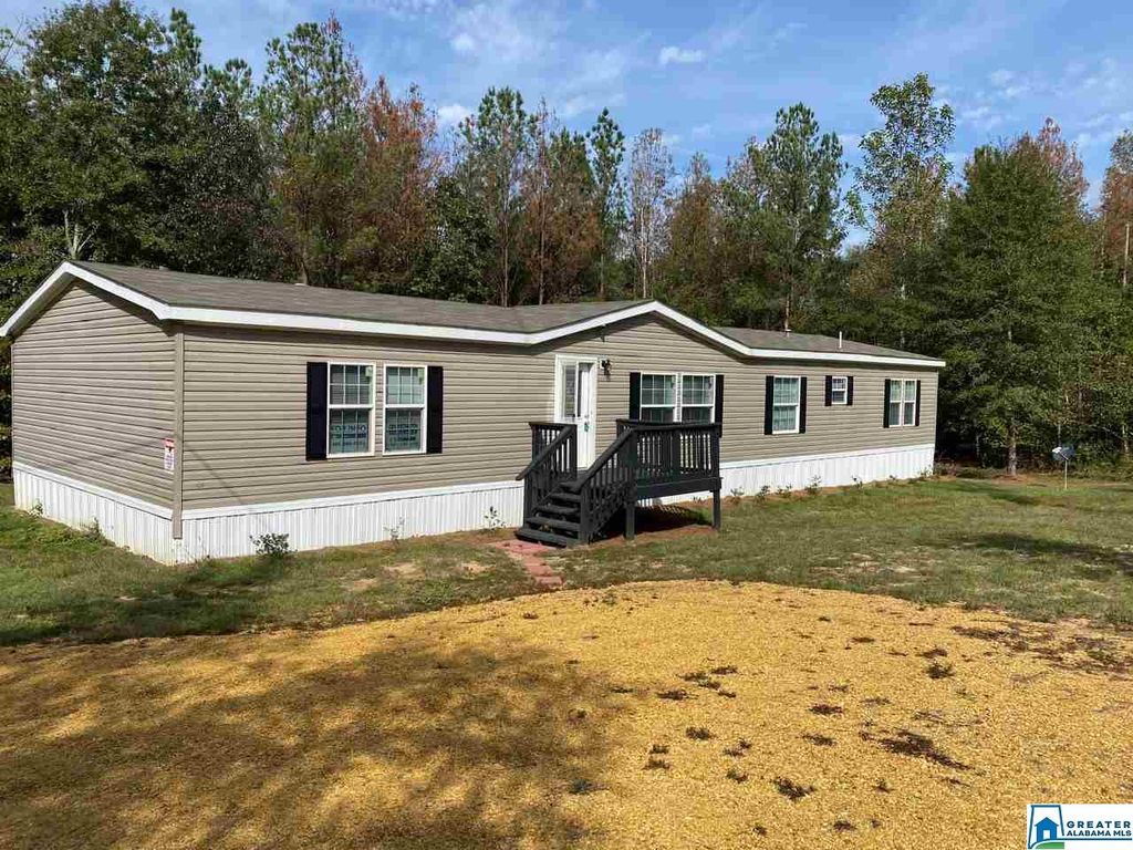 8649 Bowden Rd, Lapine, AL 4 Bed, 2 Bath Mobile / Manufactured 32