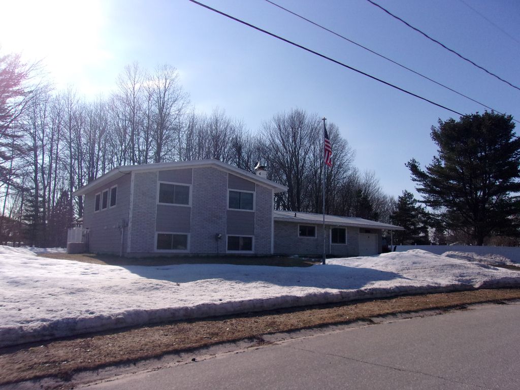 4 Birch Pl, Kincheloe, MI 49788 Trulia