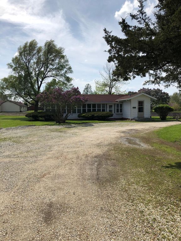 125 E Park St, Gilman, IL 60938 Trulia