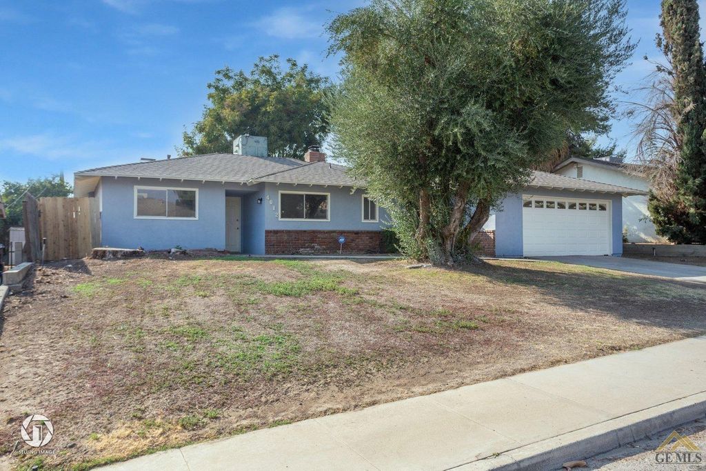 4012 Harvard Dr, Bakersfield, CA 93306