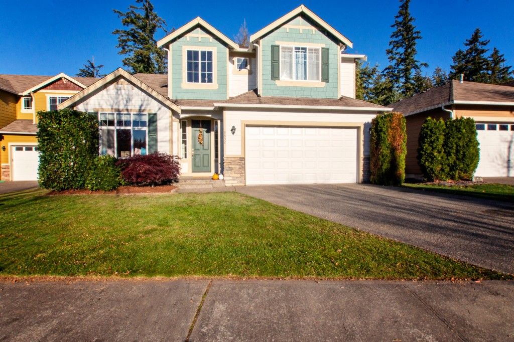 8632 Fortman Dr NE, Lacey, WA 98516 4 Bed, 3 Bath Single