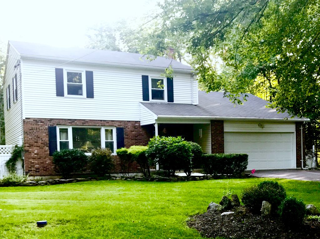 1327 Union Ave, Newburgh, NY 4 Bed, 3 Bath SingleFamily Home 17