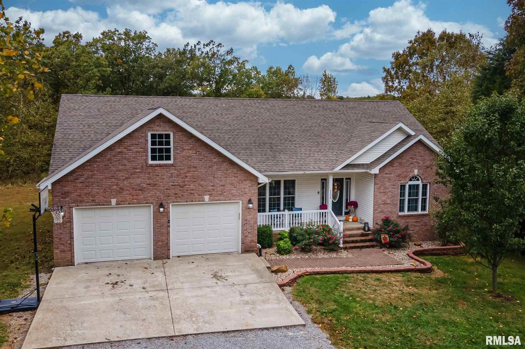 155 Saluki Way, Goreville, IL 62939 Trulia