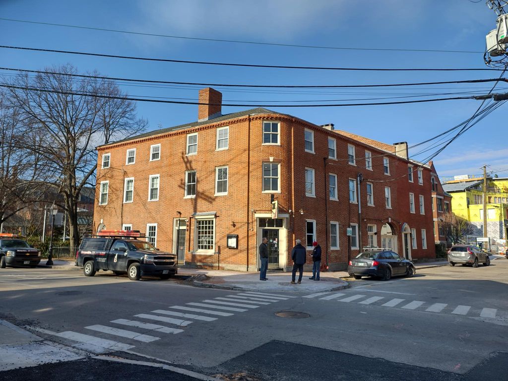 191 State St #1, Portsmouth, NH 03801