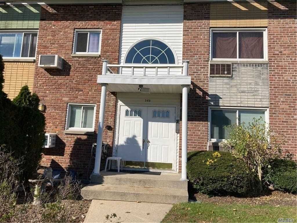 265 N Newbridge Rd, Levittown, NY 1 Bed, 1 Bath Condo 16 Photos