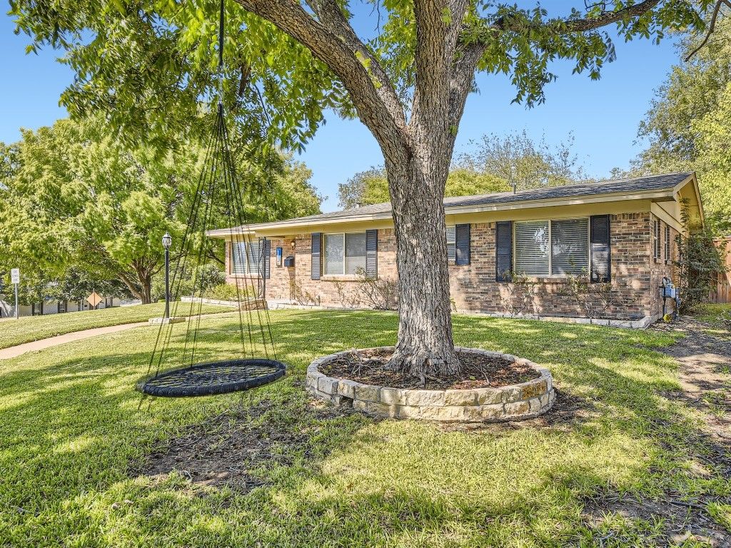 6828 Springhill Rd, Fort Worth, TX 76116