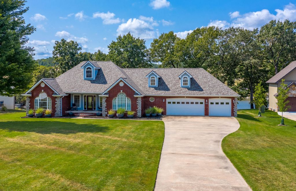 59911 E 333rd Rd, Grove, OK 74344