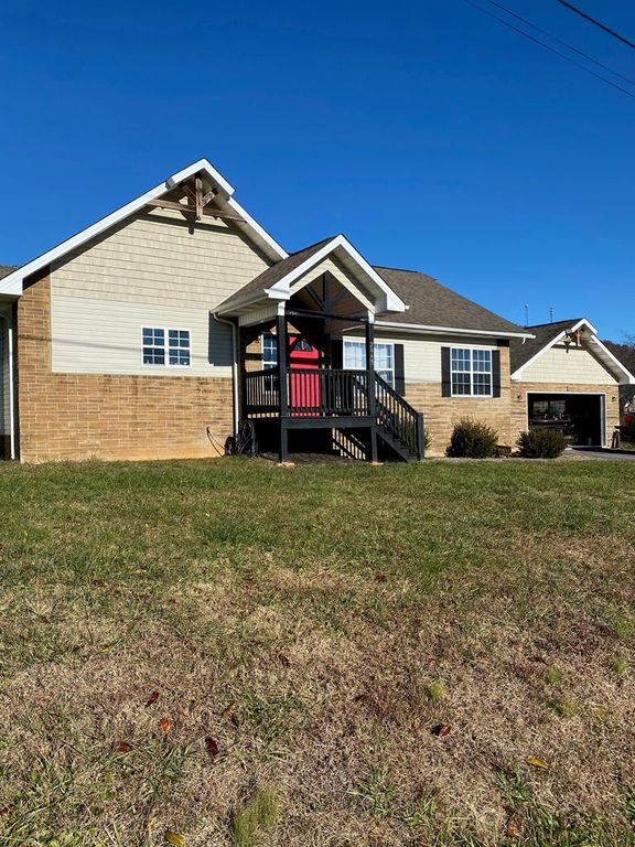 2049 Creswell Rd, Seymour, TN 37865